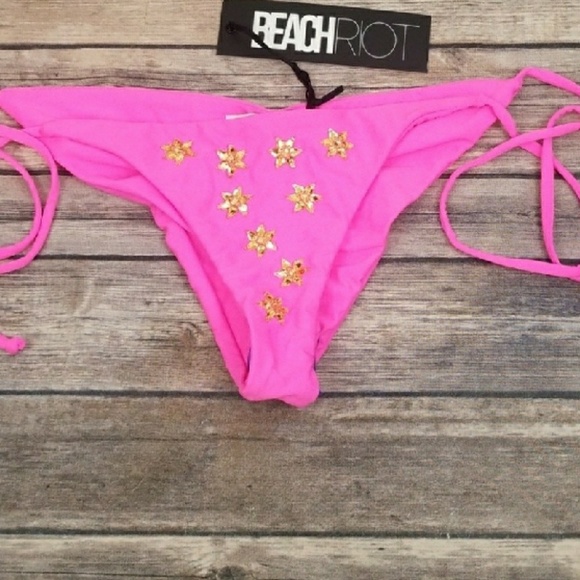 Beach Riot Other - Included in bundle swap out for unavailable item